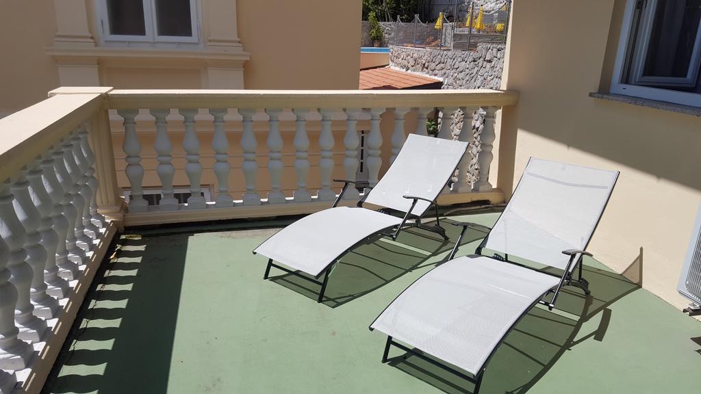 Apartments Villa Atta Abbazia Esterno foto