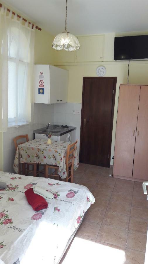 Apartments Villa Atta Abbazia Esterno foto